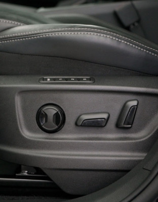 Ściągacze do tapicerki i elementów wnętrza